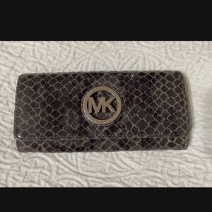 Michael Kors wallet